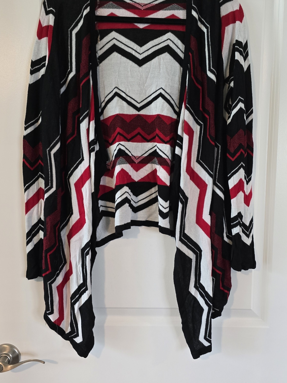 Faded Glory Open-Front Chevron Cardigan in Black, White & Red